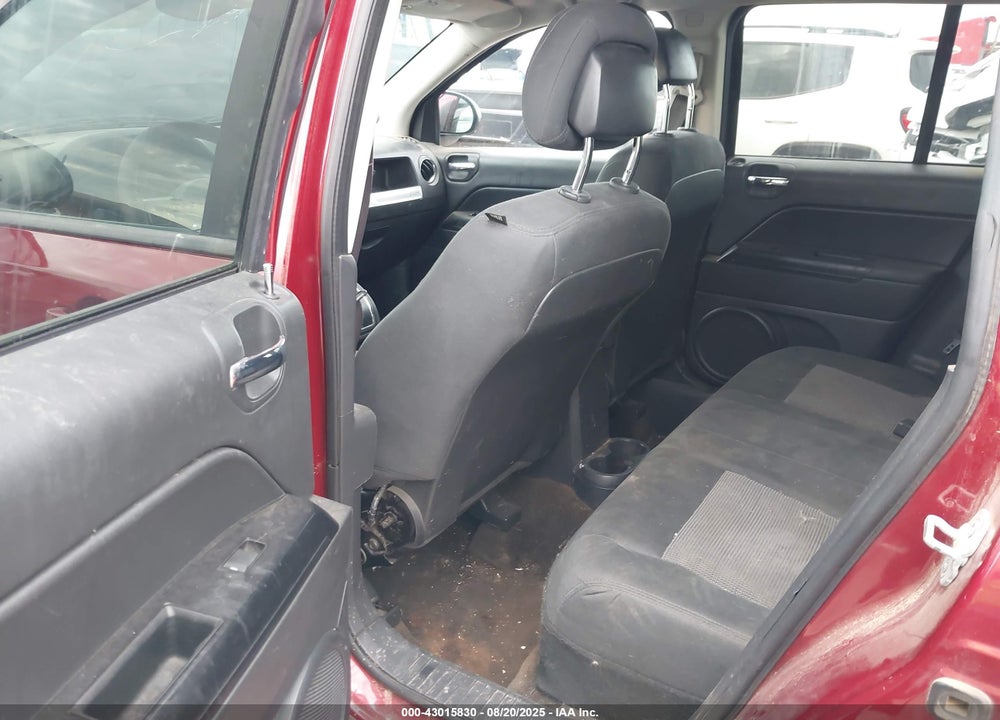 2014 JEEP COMPASS VIN: 1C4NJCBA5ED573034