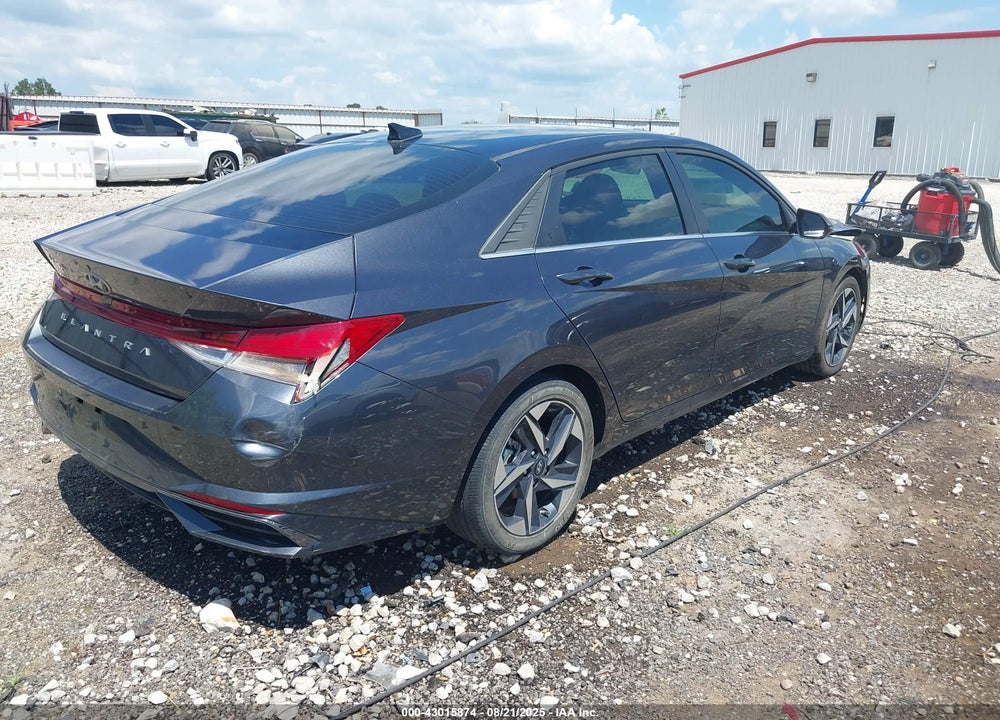 2021 HYUNDAI ELANTRA VIN: 5NPLN4AG8MH009801
