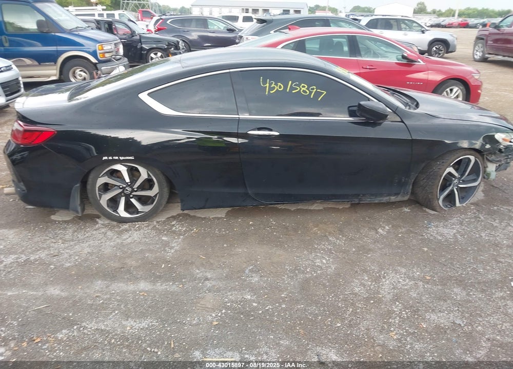 2017 HONDA ACCORD VIN: 1HGCT1A34HA009343