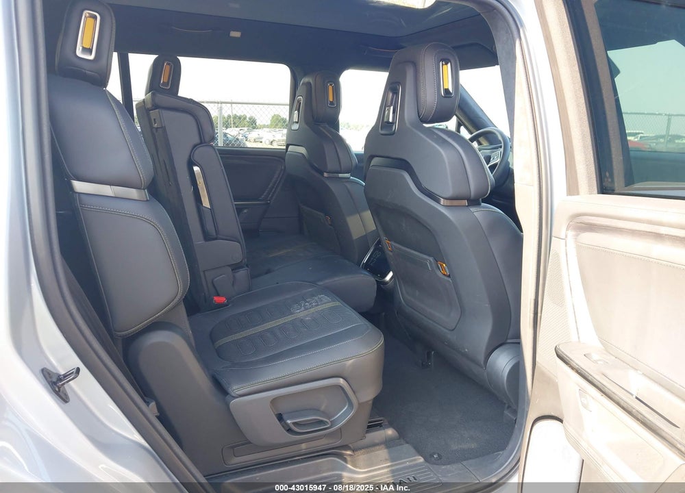 2025 RIVIAN R1S ADVENTURE DUAL MOTOR LARGE PACK/ADVENTURE DUAL MOTOR MAX PACK VIN: 7PDSGBBA3SN053392