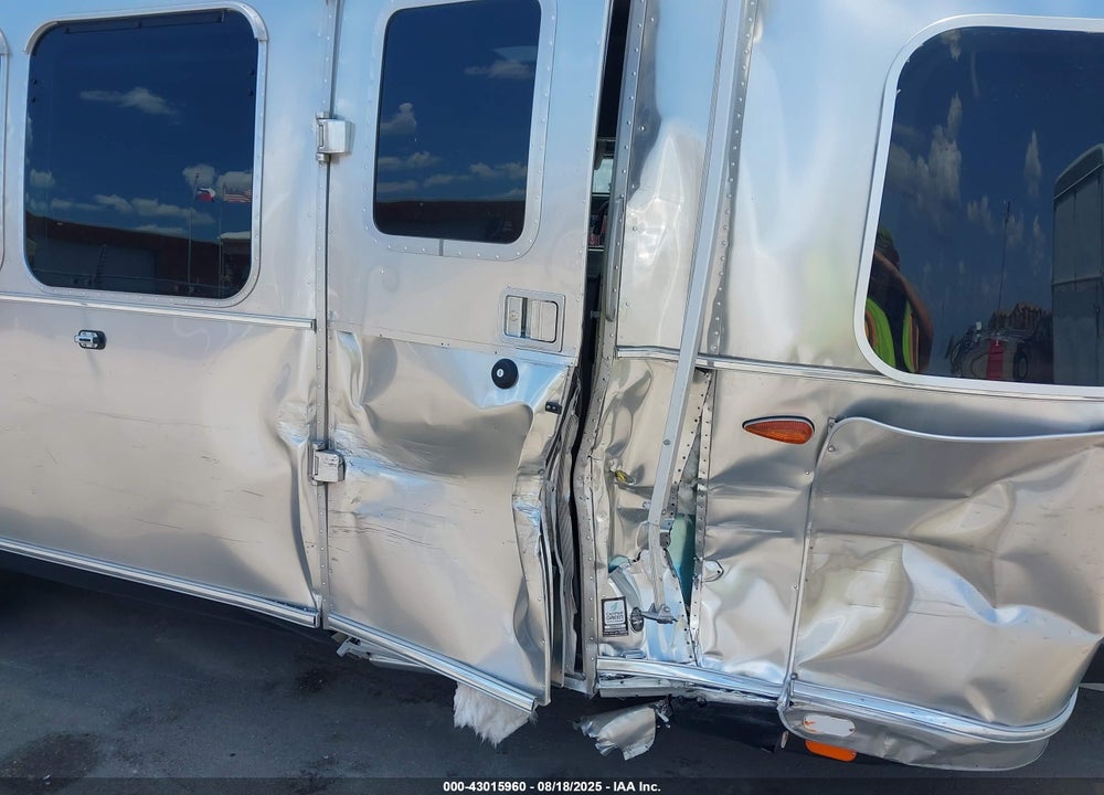 2023 AIRSTREAM OTHER VIN: 1STJ9YM20PJ562927