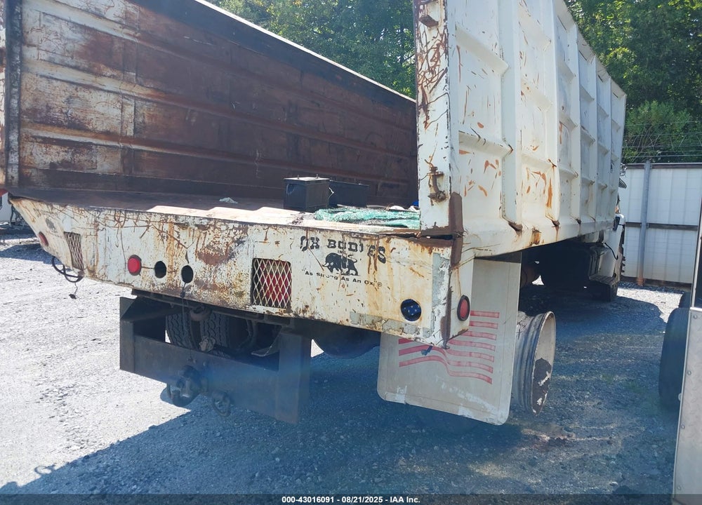 2002 FREIGHTLINER MEDIUM CONVENTIONAL FL70 VIN: 1FVABSAK32HK15438