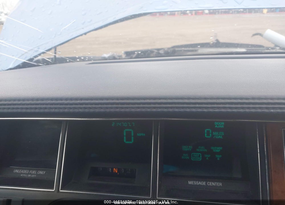 1994 LINCOLN TOWN CAR EXECUTIVE VIN: 1LNLM81W0RY669379