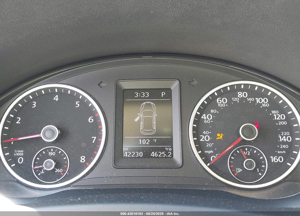 2016 VOLKSWAGEN TIGUAN VIN: WVGAV7AX2GW541824