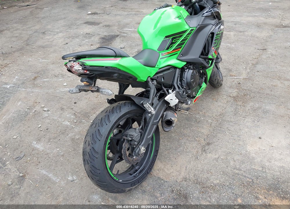 2024 KAWASAKI EX650 P VIN: ML5EXEP12RDAC6210