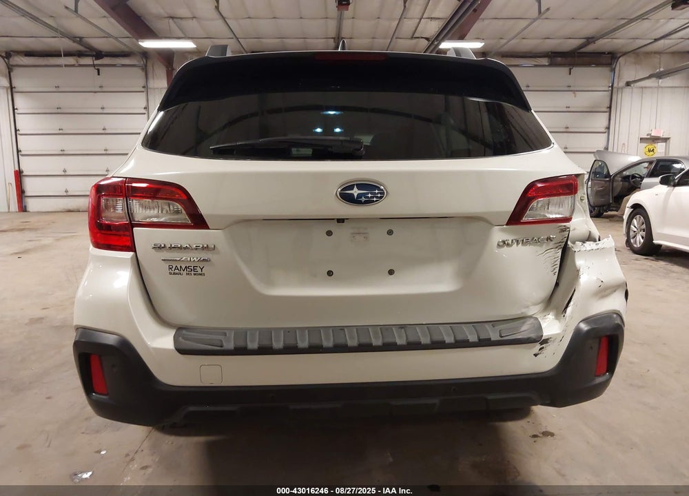2018 SUBARU OUTBACK VIN: 4S4BSANC6J3253282
