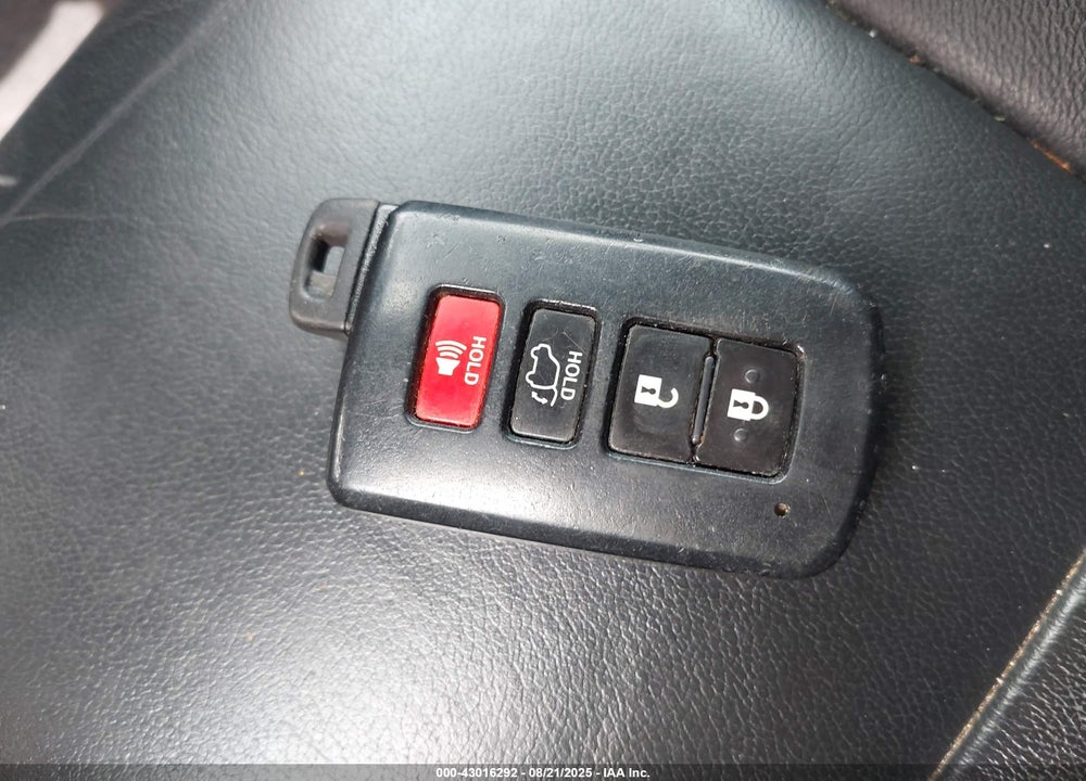 2016 TOYOTA HIGHLANDER VIN: 5TDJKRFHXGS301219