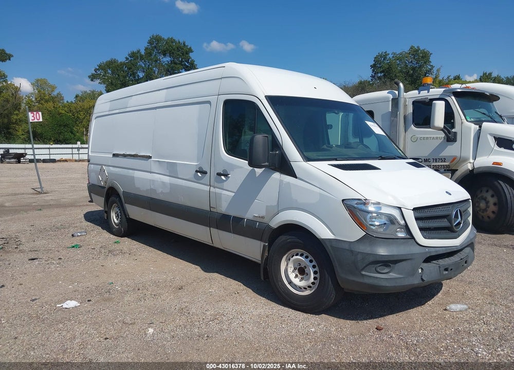 2014 MERCEDES-BENZ SPRINTER 2500 HIGH ROOF VIN: WD3PE8DE5E5829087