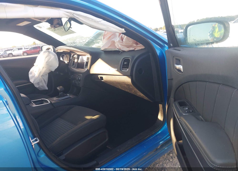 2023 DODGE CHARGER VIN: 2C3CDXBG8PH703862