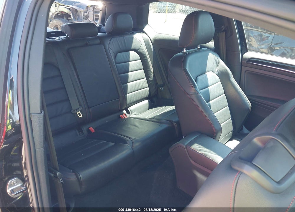 2015 VOLKSWAGEN GOLF VIN: 3VWYT7AU5FM047998