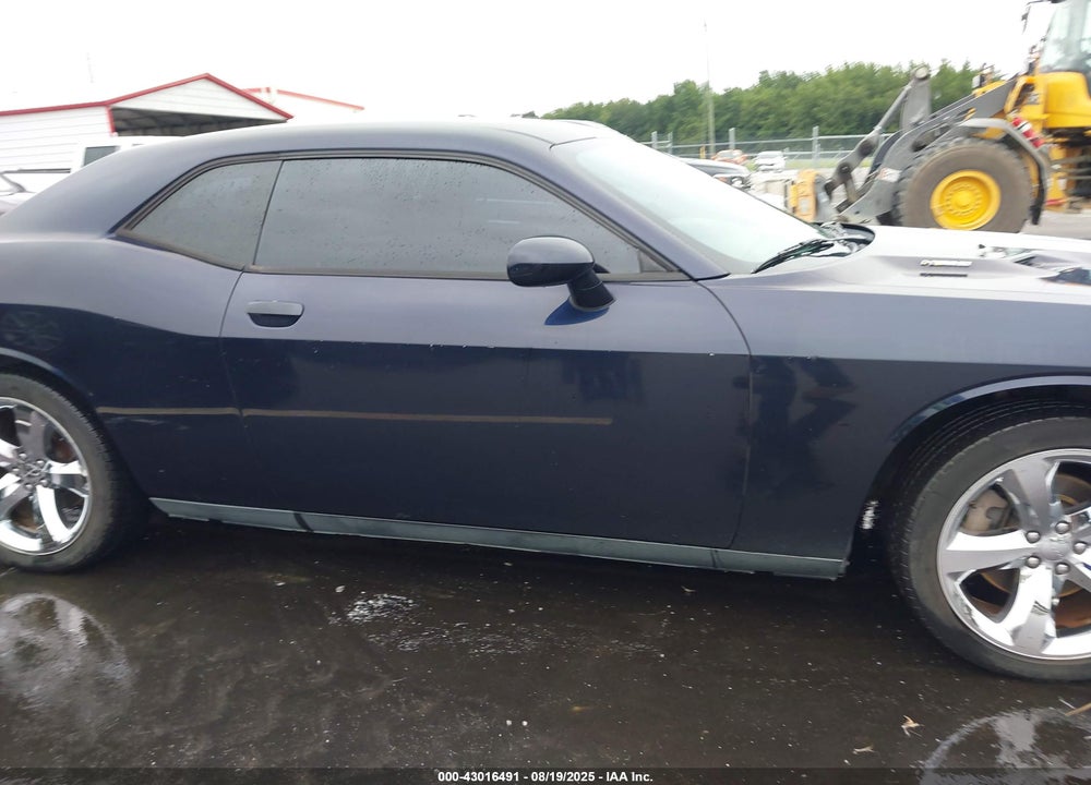 2011 DODGE CHALLENGER VIN: 2B3CJ5DT1BH558368