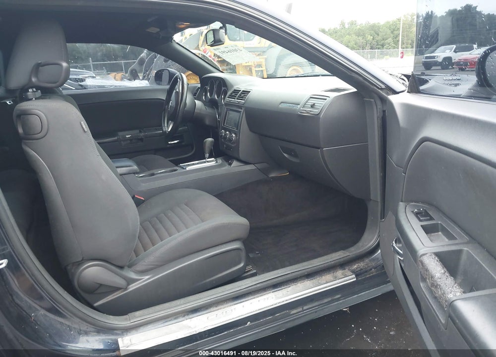 2011 DODGE CHALLENGER VIN: 2B3CJ5DT1BH558368