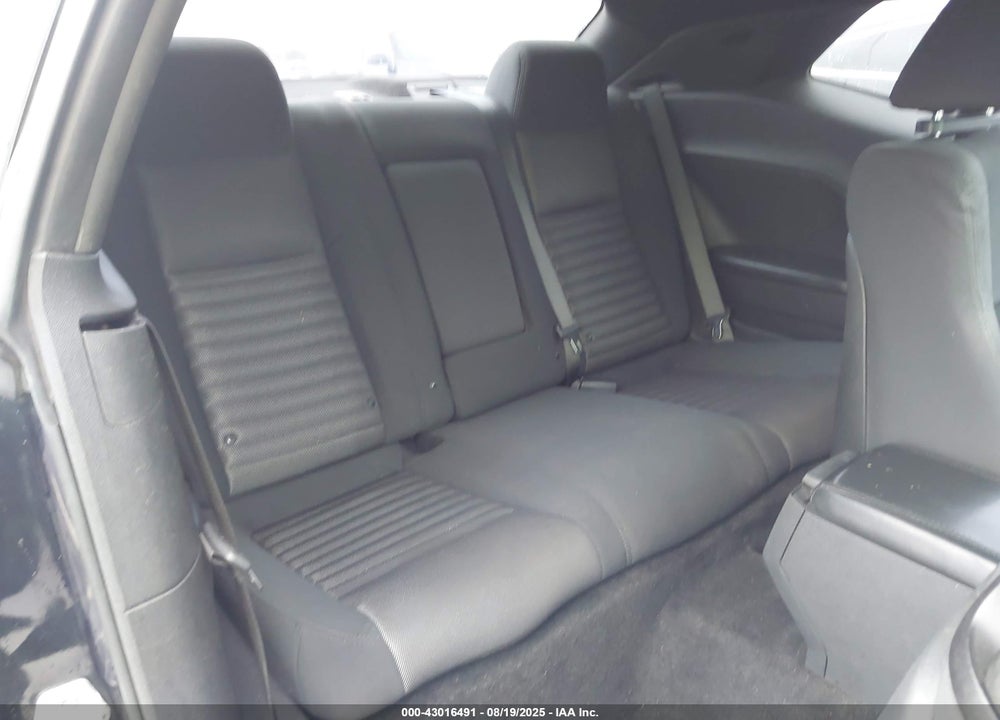 2011 DODGE CHALLENGER VIN: 2B3CJ5DT1BH558368