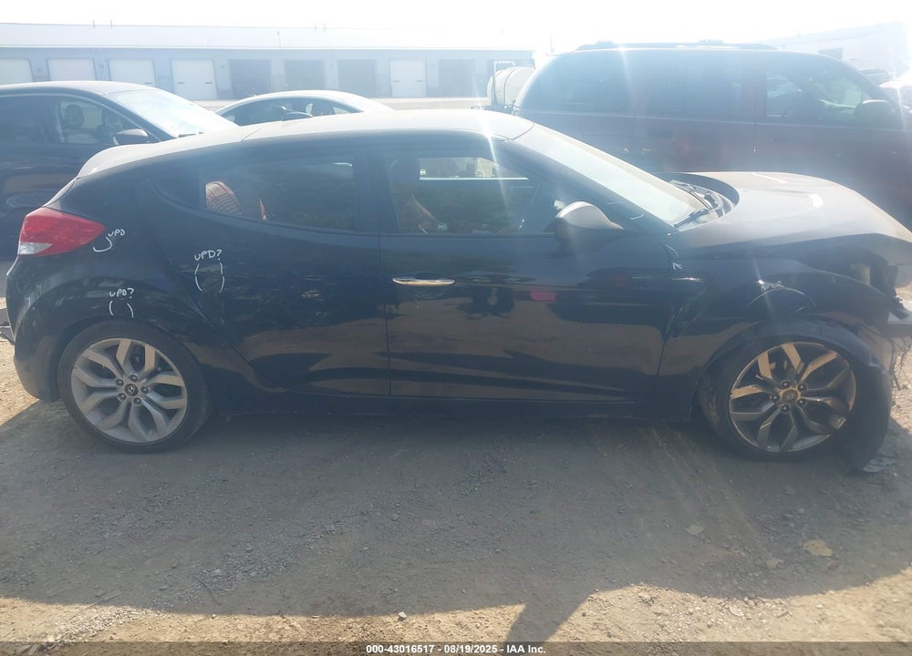 2014 HYUNDAI VELOSTER VIN: KMHTC6AD2EU214301
