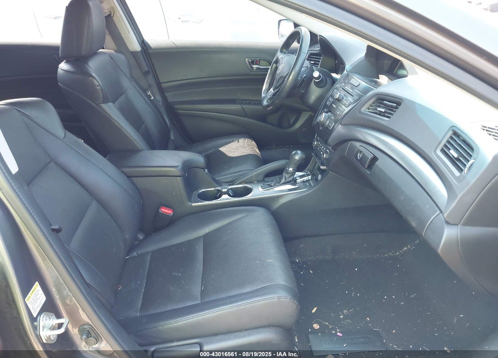 2015 ACURA ILX VIN: 19VDE1F33FE003316