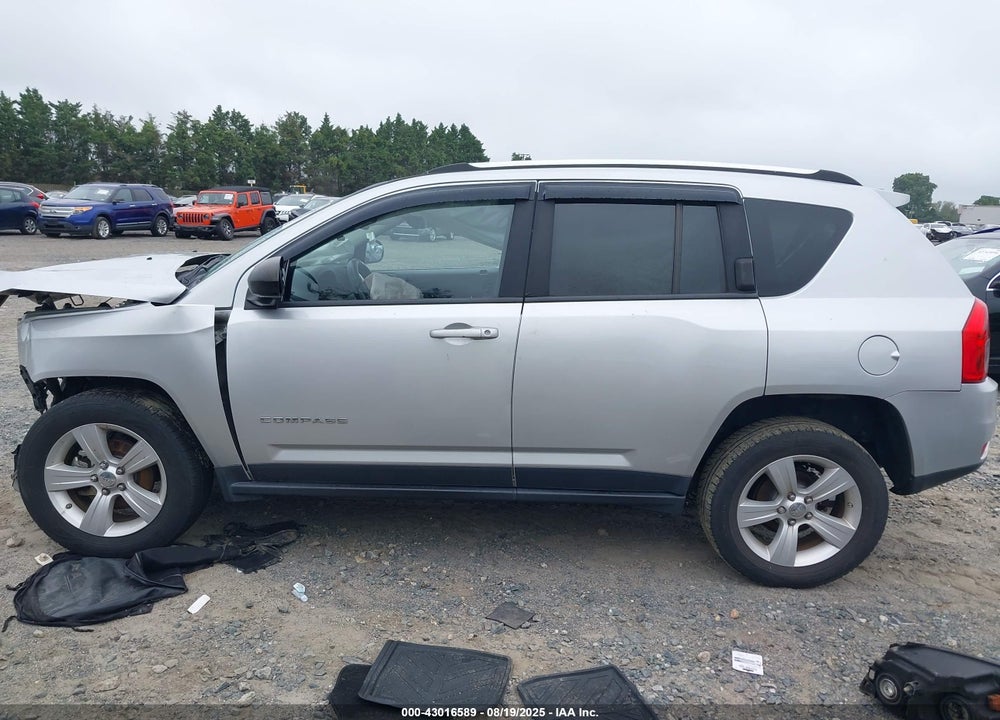 2012 JEEP COMPASS VIN: 1C4NJDEB7CD575164