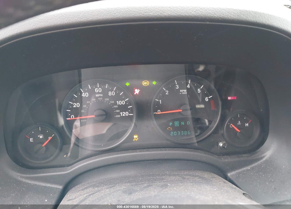 2012 JEEP COMPASS VIN: 1C4NJDEB7CD575164