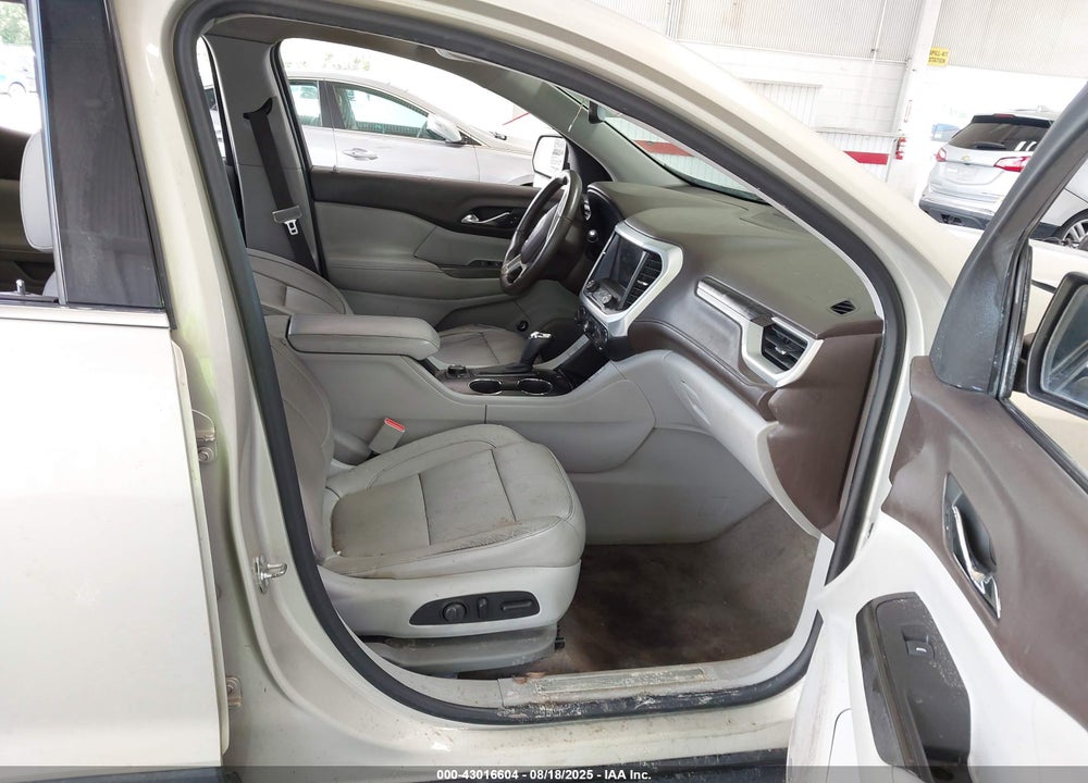2017 GMC ACADIA VIN: 1GKKNMLSXHZ174152
