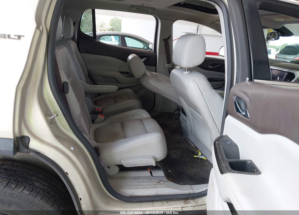 2017 GMC ACADIA VIN: 1GKKNMLSXHZ174152