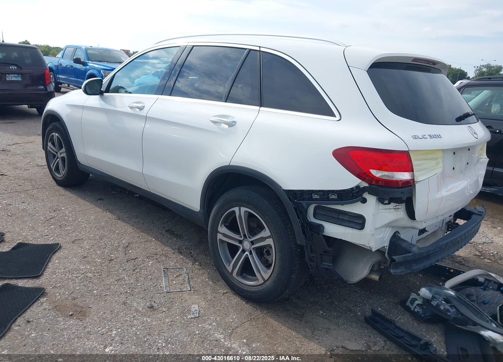 2017 MERCEDES-BENZ GLC 300 VIN: WDC0G4JB6HF137515