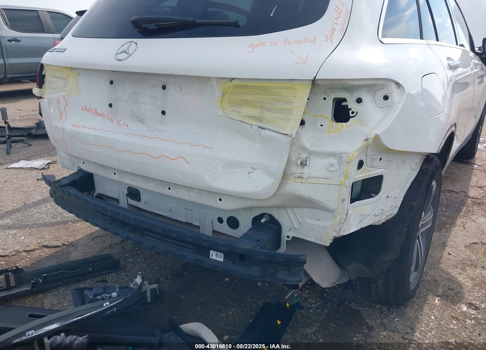 2017 MERCEDES-BENZ GLC 300 VIN: WDC0G4JB6HF137515