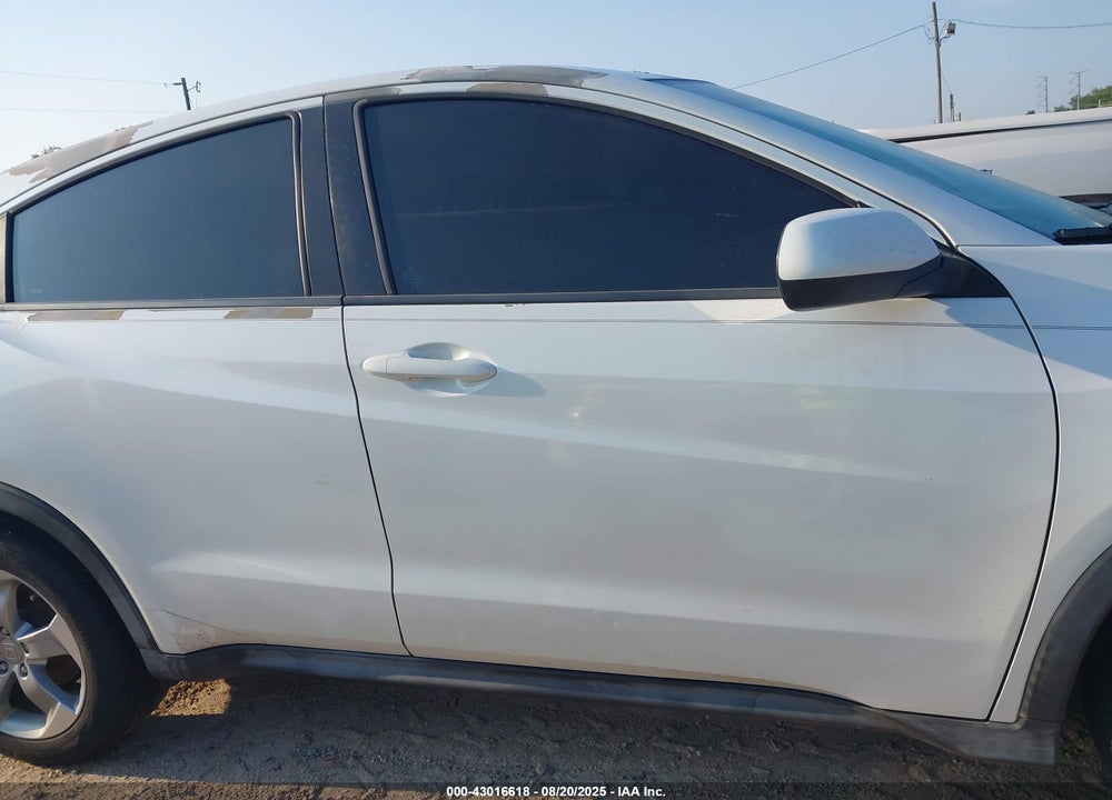 2017 HONDA HR-V VIN: 3CZRU5H31HM702239