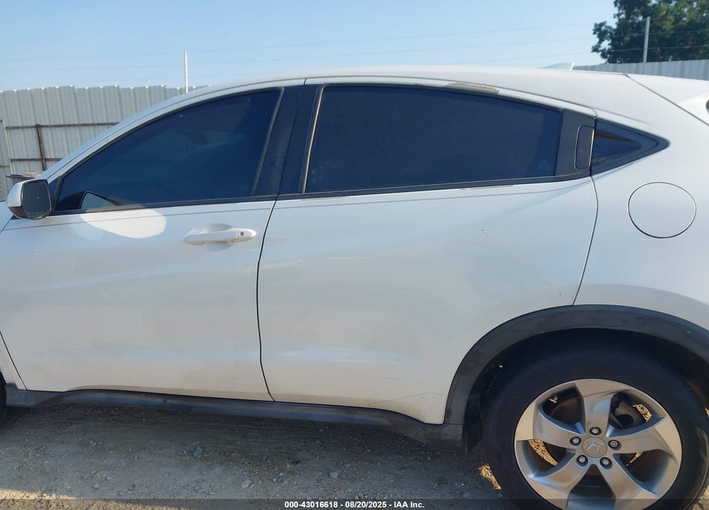 2017 HONDA HR-V VIN: 3CZRU5H31HM702239