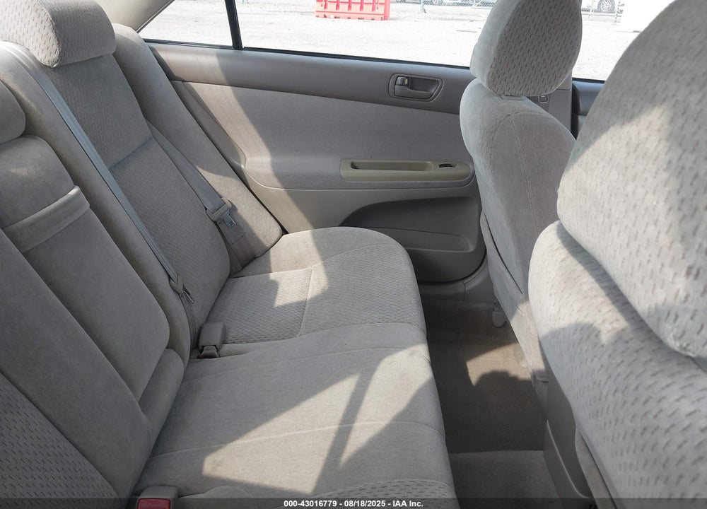 2002 TOYOTA CAMRY LE VIN: 4T1BE32K12U031064