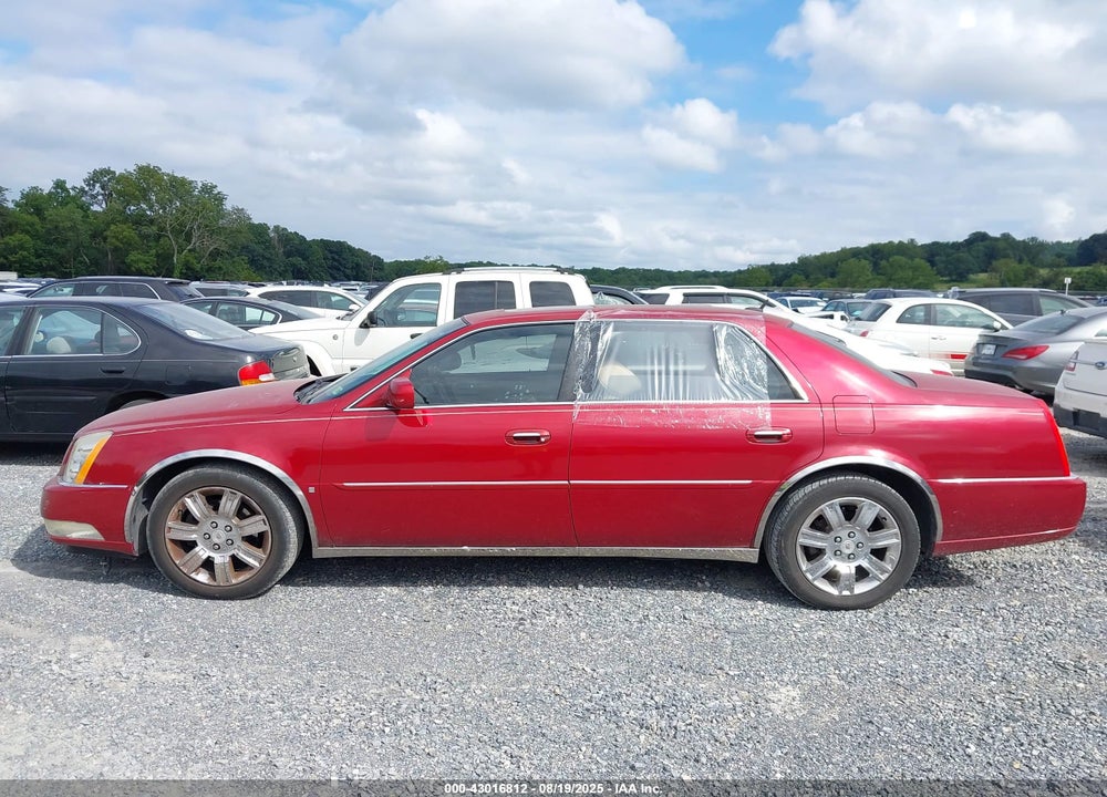 2008 CADILLAC DTS VIN: 1G6KD579X8U200518