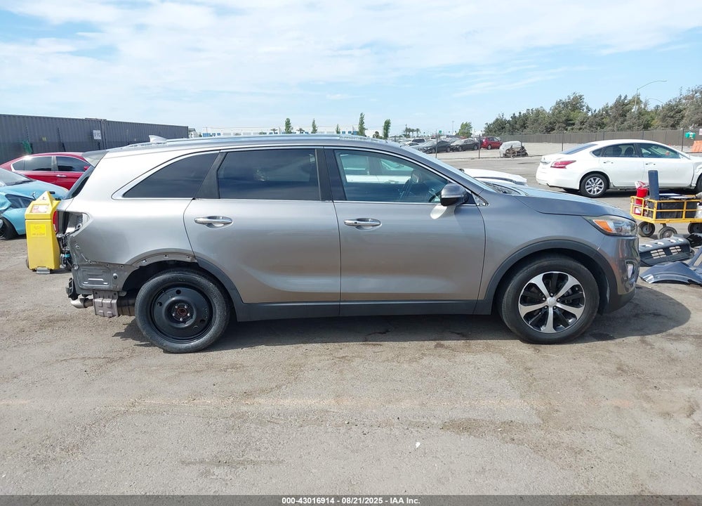 2016 KIA SORENTO VIN: 5XYPH4A54GG161853