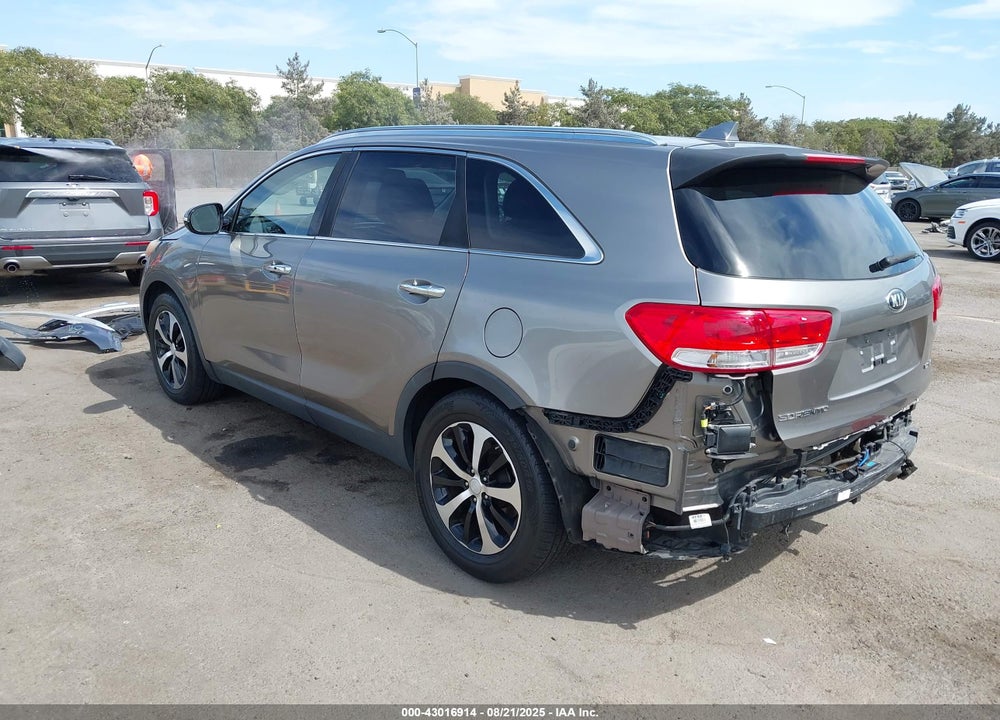 2016 KIA SORENTO VIN: 5XYPH4A54GG161853