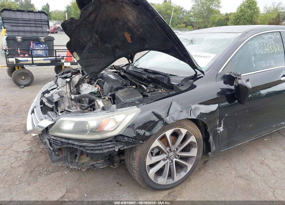 2014 HONDA ACCORD VIN: 1HGCR2F58EA173298