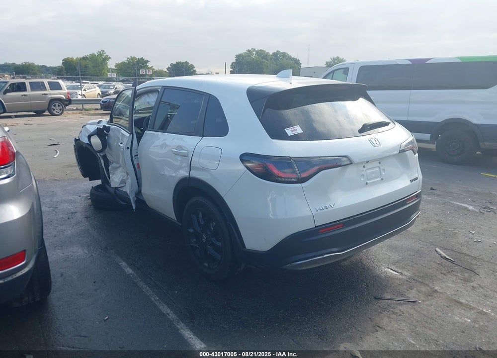 2024 HONDA HR-V 2WD SPORT/2WD SPORT W/O BSI VIN: 3CZRZ1H59RM728293