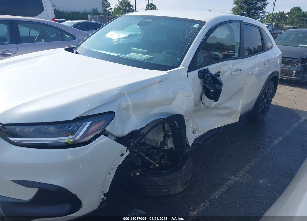 2024 HONDA HR-V 2WD SPORT/2WD SPORT W/O BSI VIN: 3CZRZ1H59RM728293
