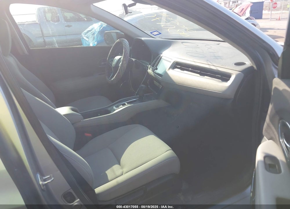 2019 HONDA HR-V EX VIN: 3CZRU5H51KM712410