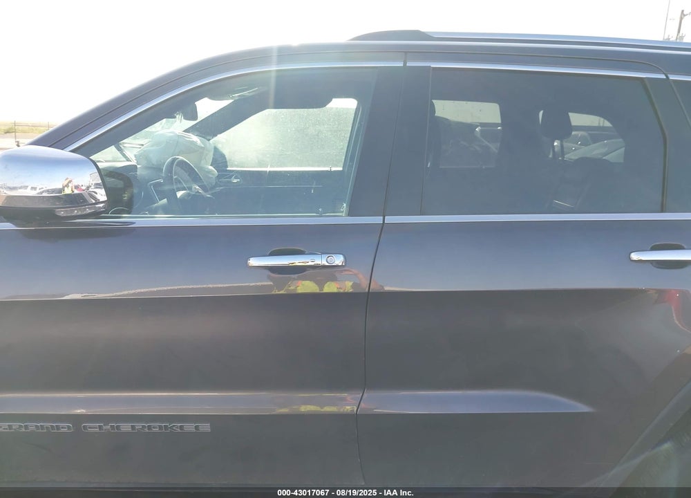2018 JEEP GRAND CHEROKEE VIN: 1C4RJFBG8JC411339