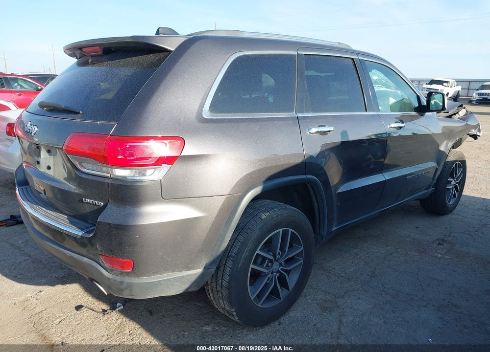 2018 JEEP GRAND CHEROKEE VIN: 1C4RJFBG8JC411339