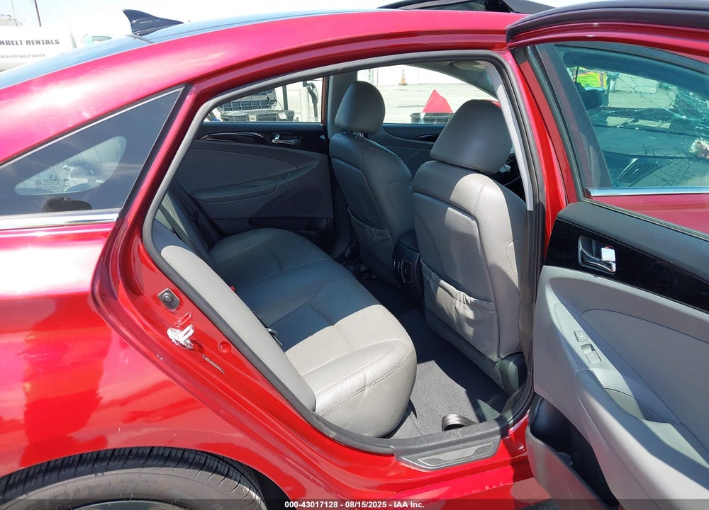 2014 HYUNDAI SONATA VIN: 5NPEC4AC5EH839679