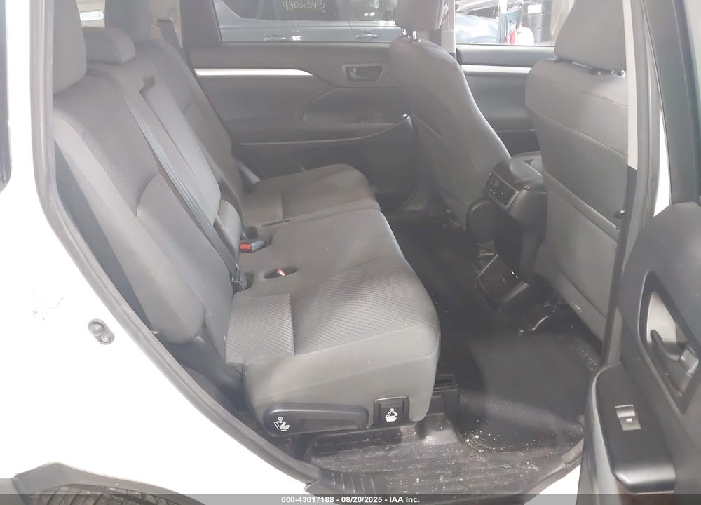 2016 TOYOTA HIGHLANDER VIN: 5TDBKRFH7GS344324