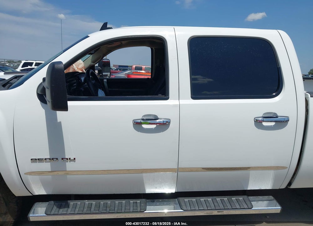 2013 CHEVROLET SILVERADO 2500HD LT VIN: 1GC1CXCG7DF176124