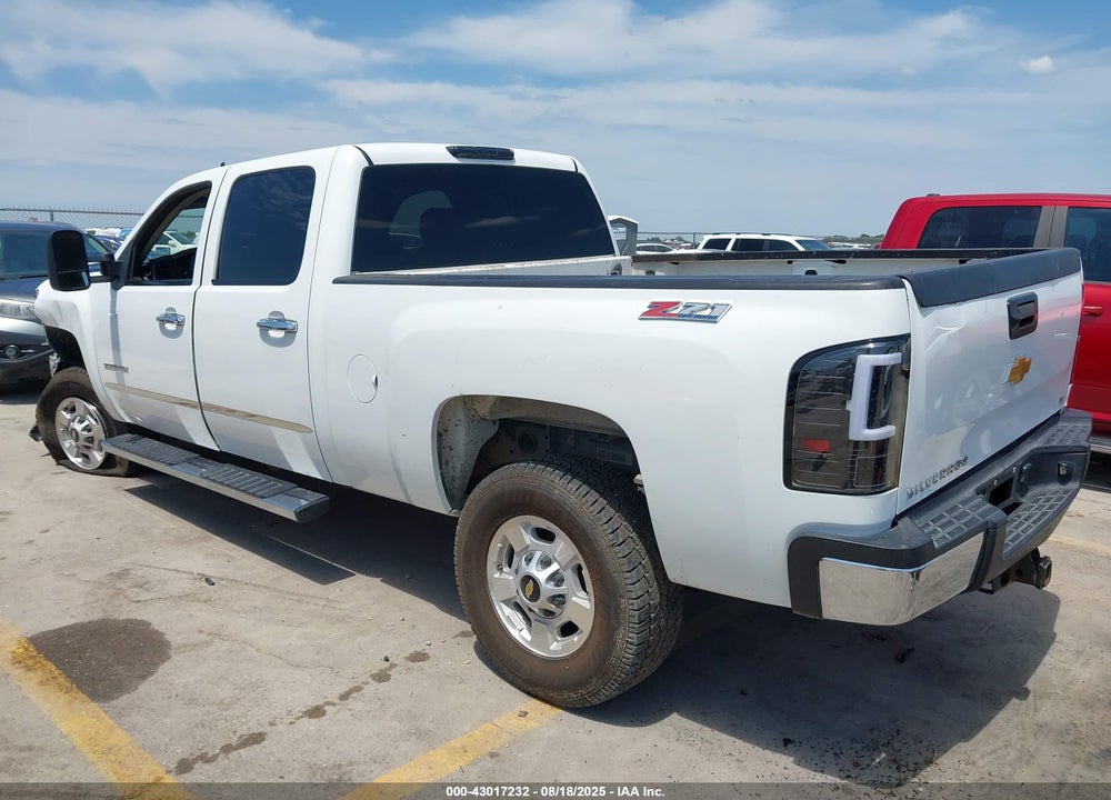 2013 CHEVROLET SILVERADO 2500HD LT VIN: 1GC1CXCG7DF176124