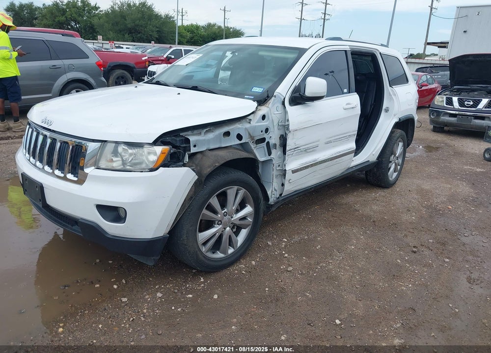 2013 JEEP GRAND CHEROKEE LAREDO VIN: 1C4RJEAG1DC632300