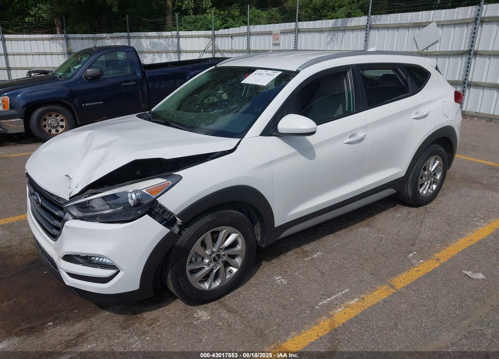 2018 HYUNDAI TUCSON VIN: KM8J3CA46JU608013