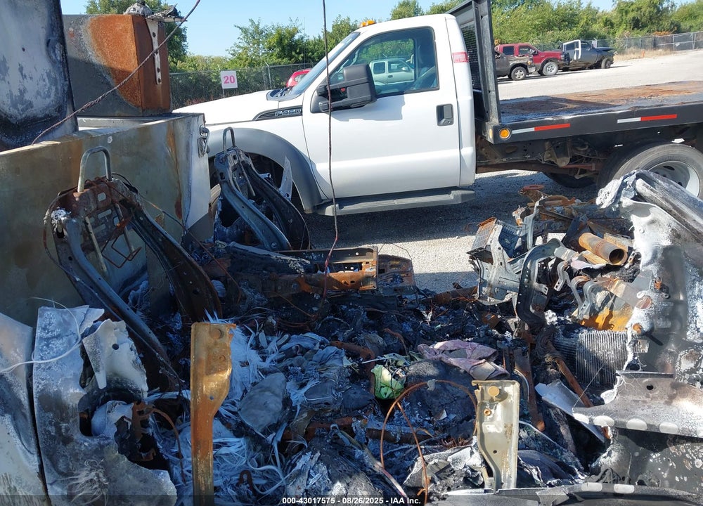 2017 FORD F-350 CHASSIS XL VIN: 1FDRF3G63HEB54049