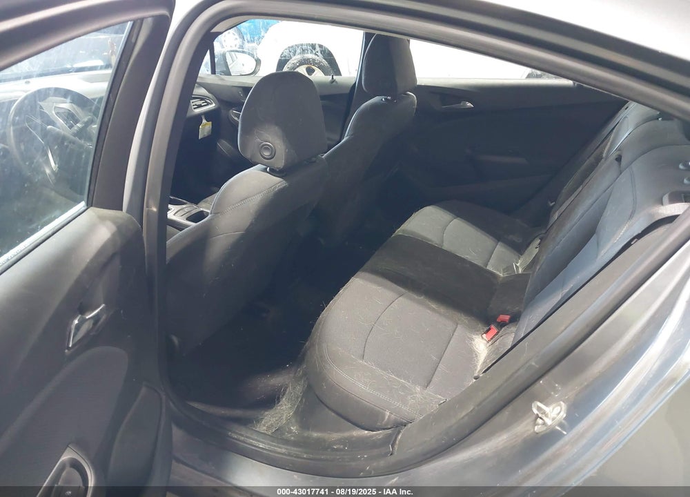 2018 CHEVROLET CRUZE LT AUTO VIN: 1G1BE5SM7J7205498