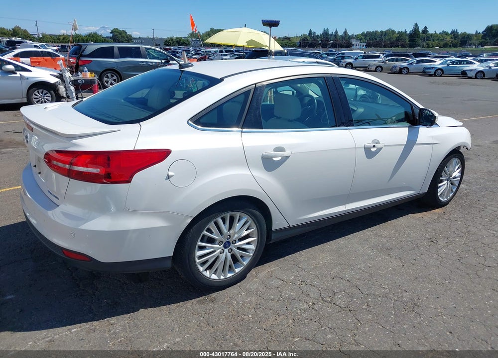 2017 FORD FOCUS VIN: 1FADP3J26HL288170