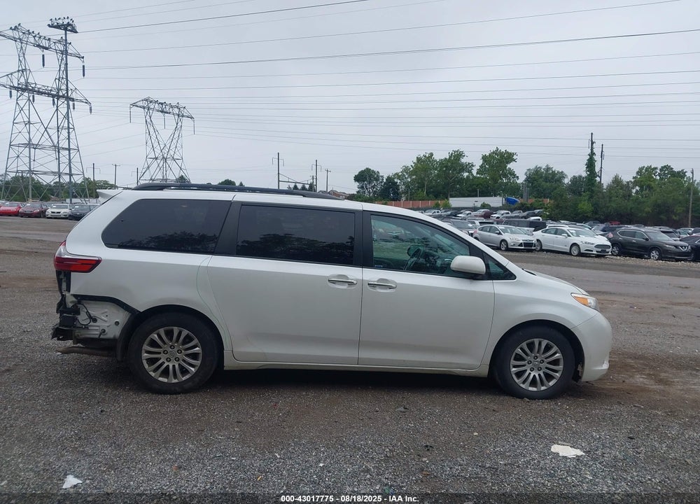 2016 TOYOTA SIENNA XLE PREMIUM 8 PASSENGER VIN: 5TDYK3DC1GS725083