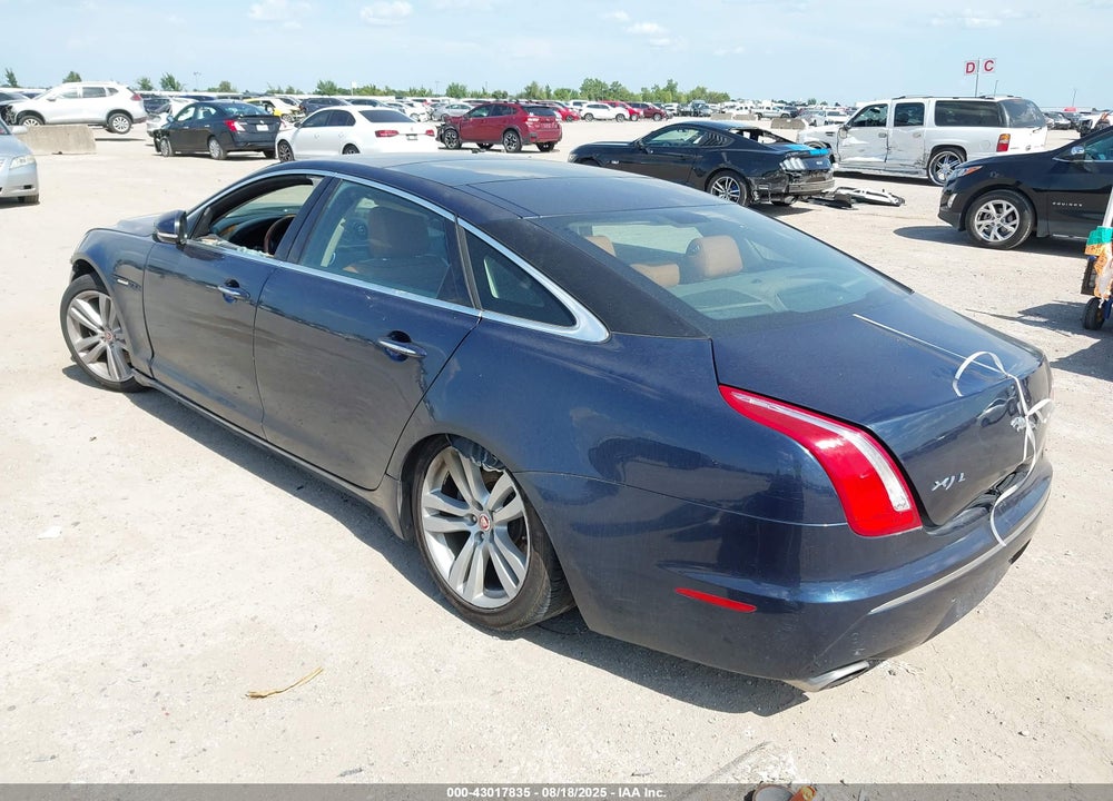 2012 JAGUAR XJ SERIES VIN: SAJWA2GB9CLV37898