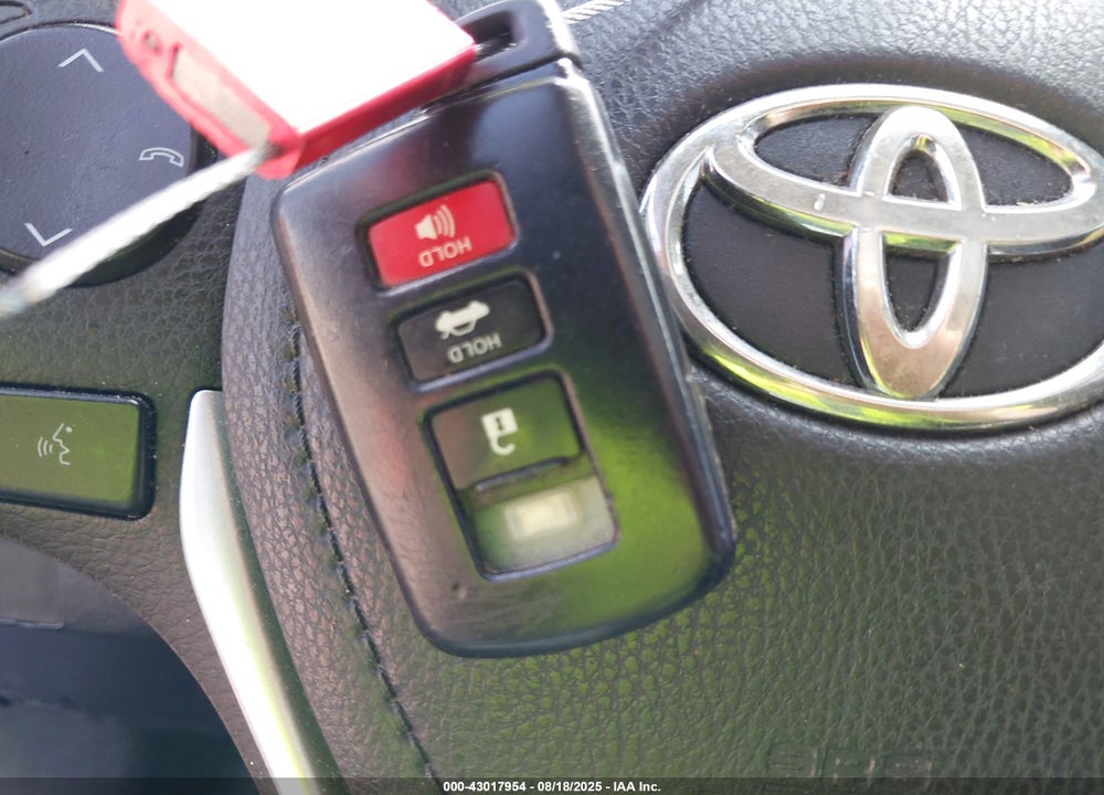 2018 TOYOTA COROLLA VIN: 5YFBURHEXJP806825