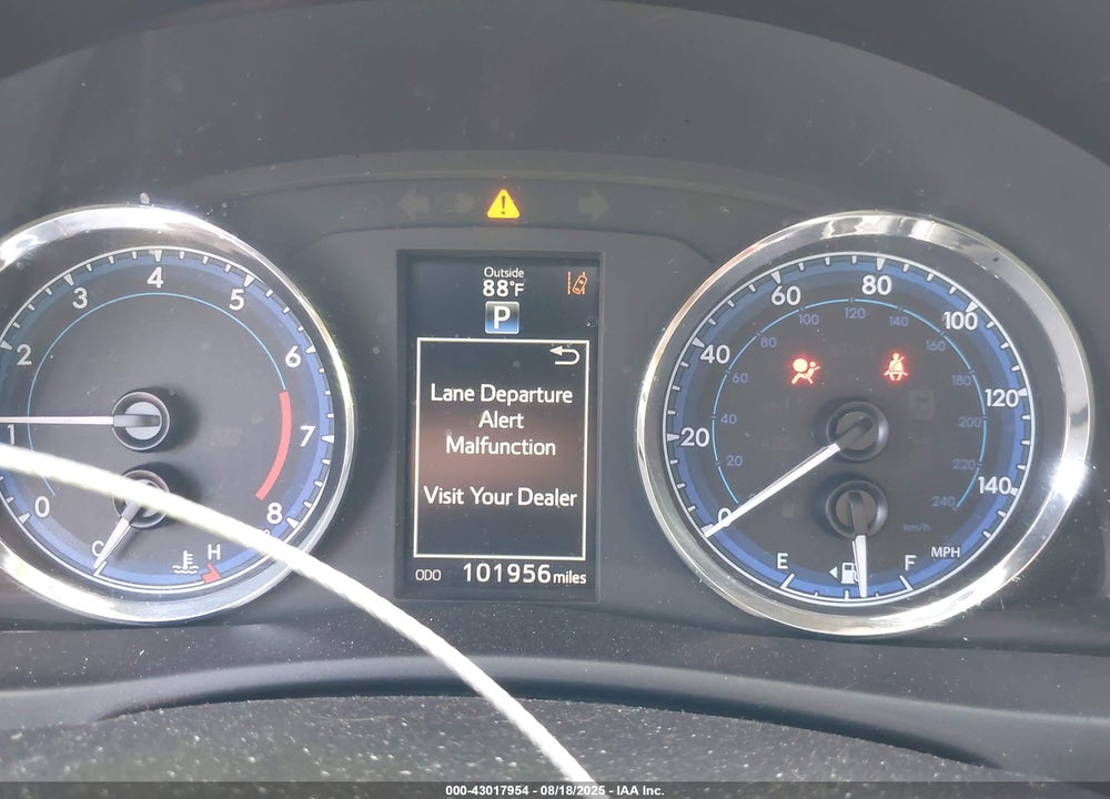 2018 TOYOTA COROLLA VIN: 5YFBURHEXJP806825